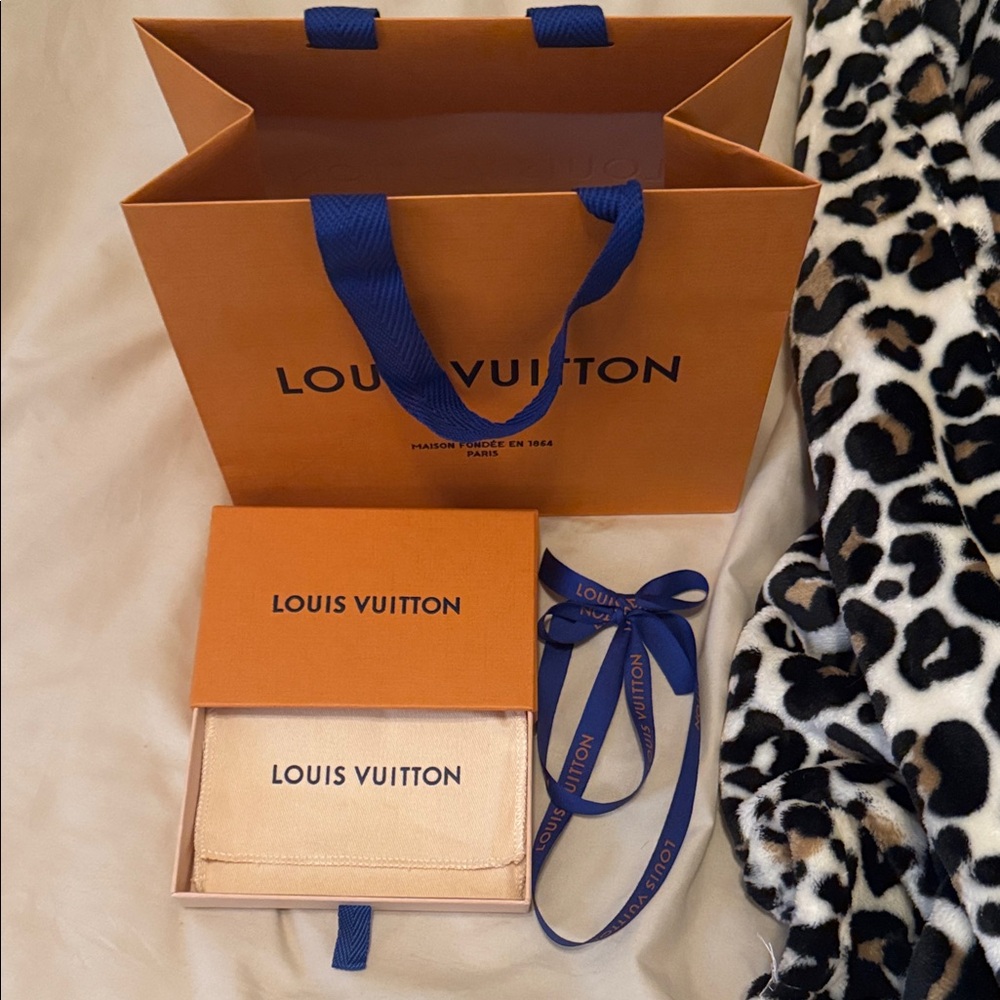 Louis Vuitton Orange and Blue Gift Set
